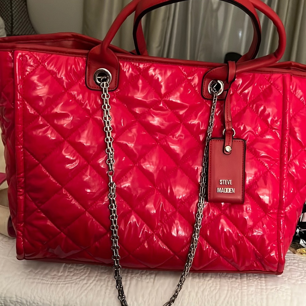 This bag is fabulous tote